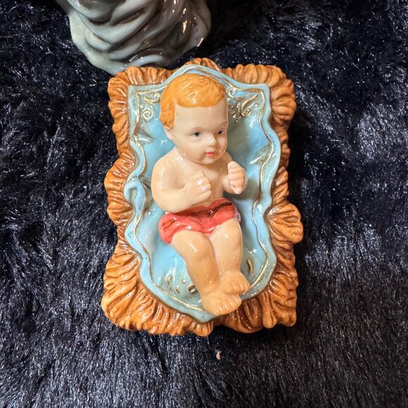 Vintage Ceramic Nativity Set Mary & Baby Jesus Figurines - Picture 3 of 8